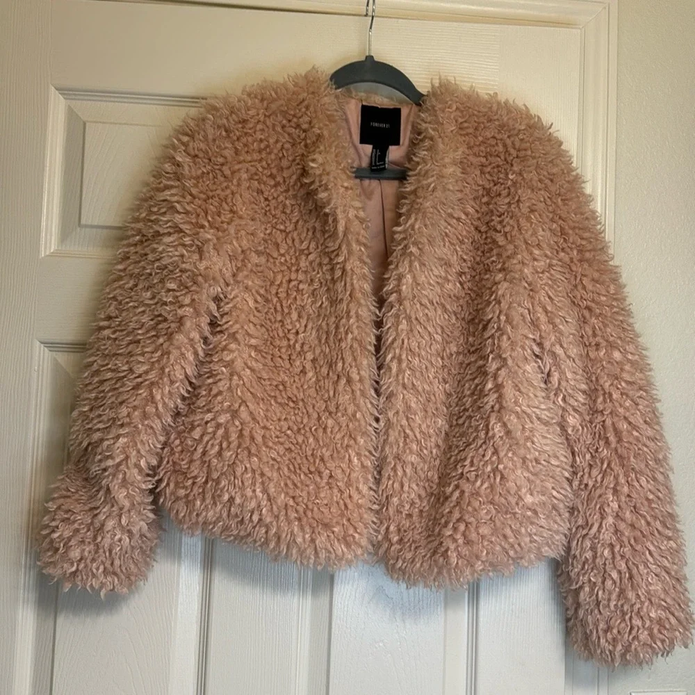 Faux fur jacket - Picture 5 of 5